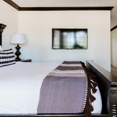 Hillside Boutique Hotel Castroville المظهر الخارجي الصورة