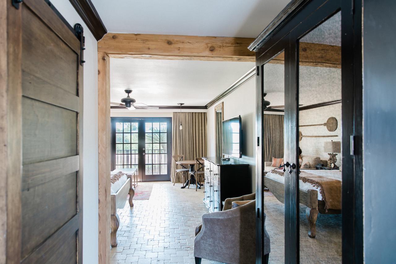 Hillside Boutique Hotel Castroville المظهر الخارجي الصورة