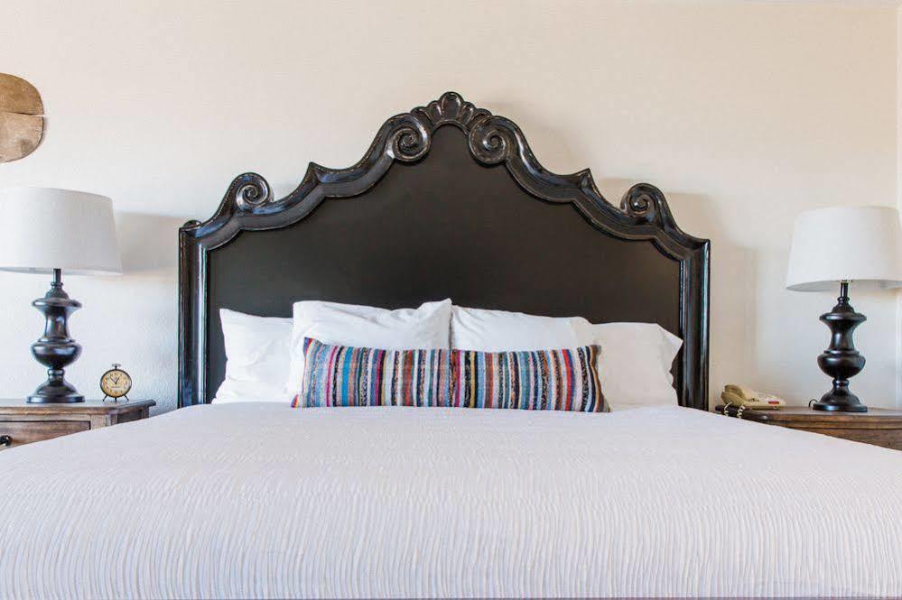 Hillside Boutique Hotel Castroville المظهر الخارجي الصورة